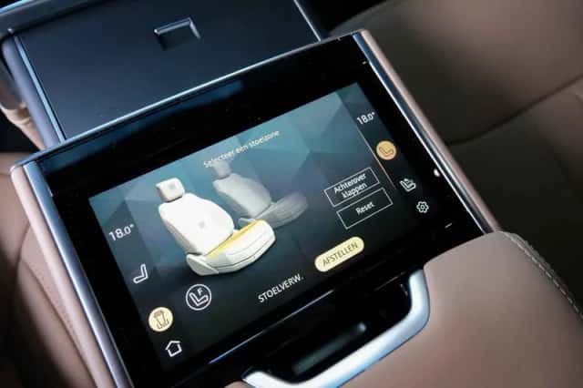 Land Rover Range Rover (2026) thumbnail 56