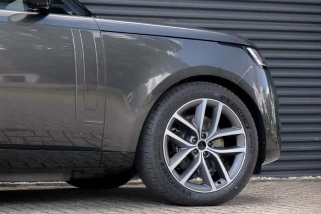 Land Rover Range Rover (2026) thumbnail 8