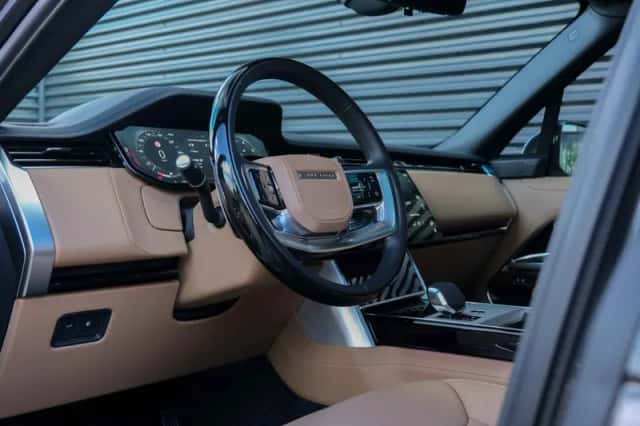 Land Rover Range Rover (2026) thumbnail 10