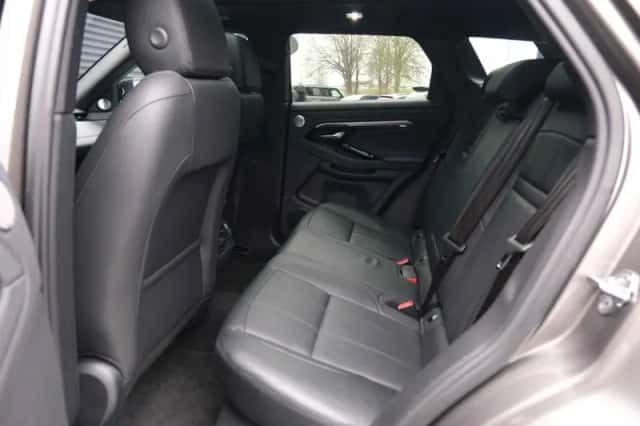 Land Rover Range Rover Evoque (2022) thumbnail 5