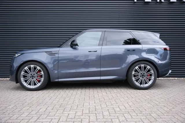 Land Rover Range Rover Sport (2026) thumbnail 2