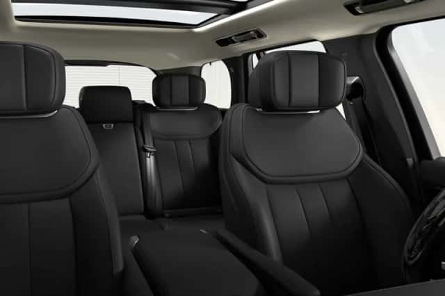 Land Rover Range Rover (2026) thumbnail 3