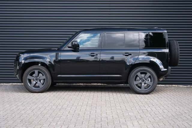Land Rover Defender (2026) thumbnail 2