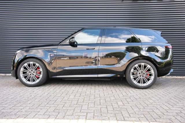 Land Rover Range Rover Sport (2026) thumbnail 2