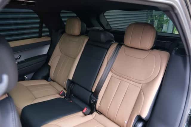 Land Rover Range Rover Sport (2026) thumbnail 5