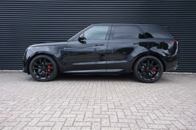 Land Rover Range Rover Sport (2026) thumbnail 2