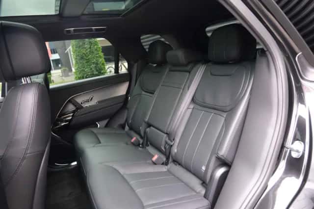 Land Rover Range Rover Sport (2026) thumbnail 5