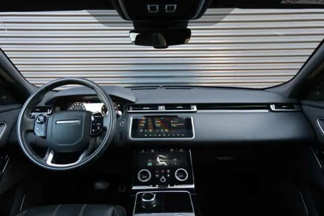 Land Rover Range Rover Velar (2019) thumbnail 3