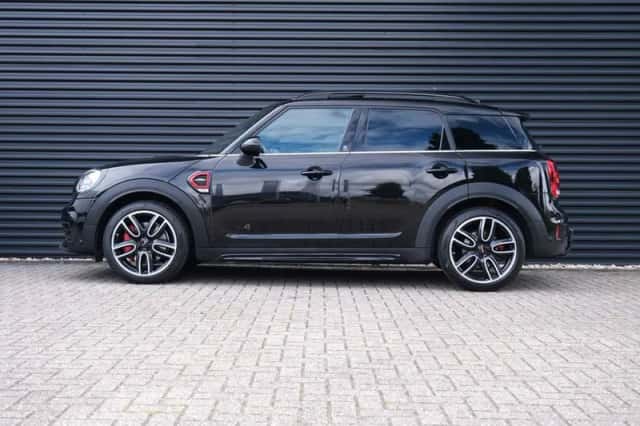 MINI Countryman (2019) thumbnail 2