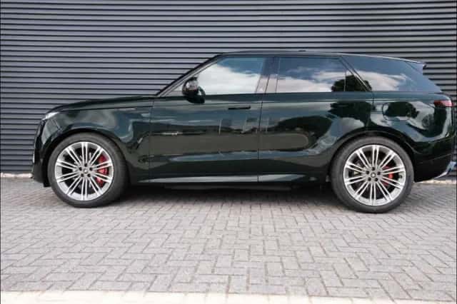 Land Rover Range Rover Sport (2026) thumbnail 4