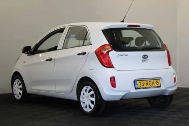 Kia Picanto (2011) thumbnail 4