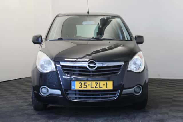 Opel Agila (2009) thumbnail 2