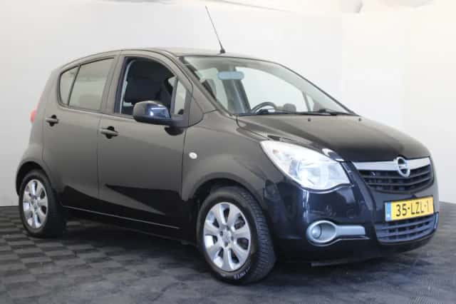 Opel Agila (2009) thumbnail 3