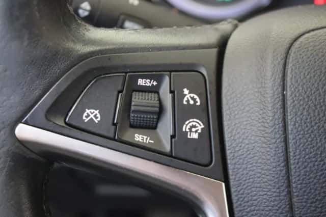 Opel Astra (2013) thumbnail 4