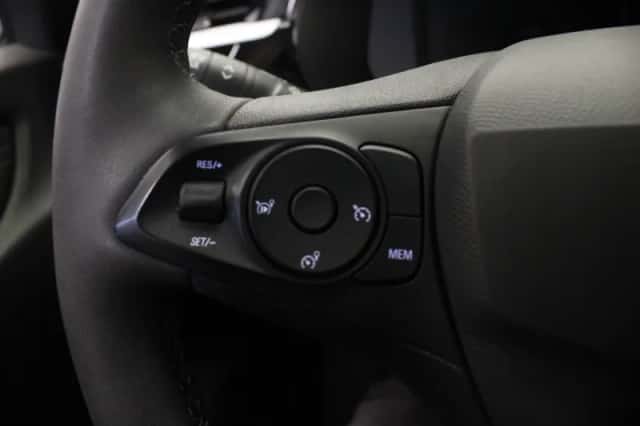 Opel Corsa (2023) thumbnail 4