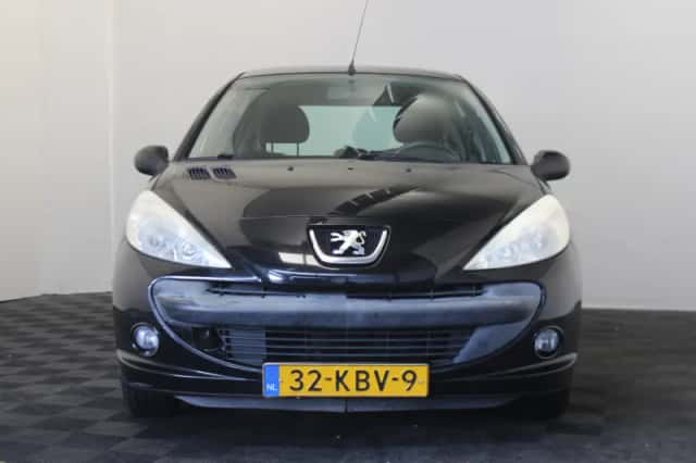 Peugeot 206 (2009) thumbnail 2