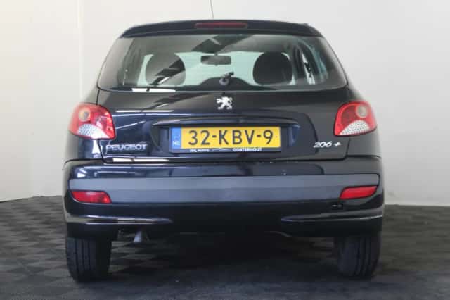 Peugeot 206 (2009) thumbnail 5