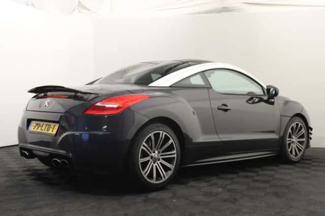 Peugeot RCZ (2010) thumbnail 6