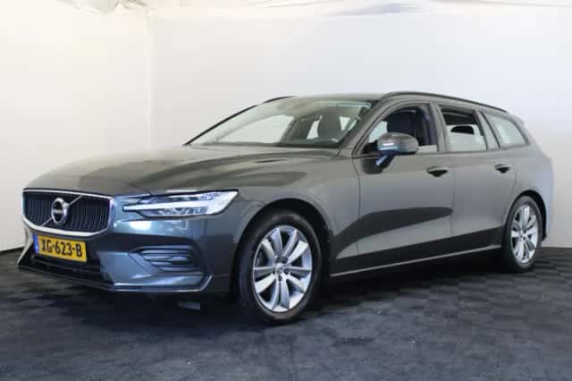Volvo V60 (2019) thumbnail 1