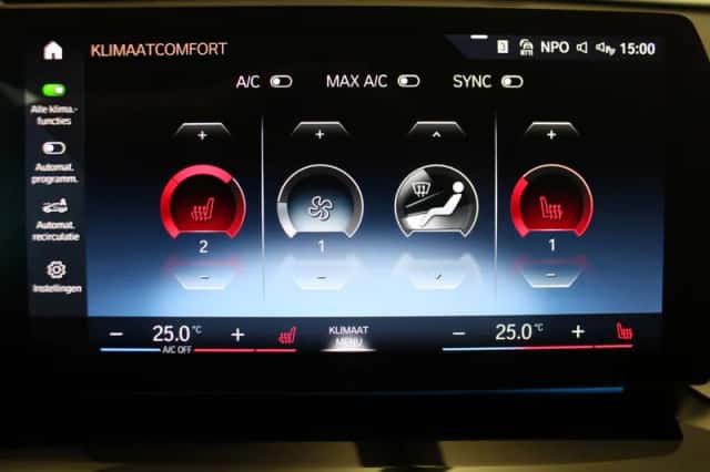 BMW X1 (2023) thumbnail 6