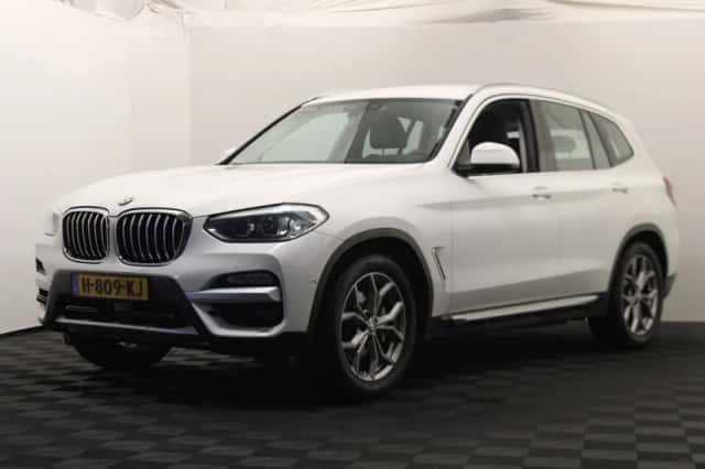 BMW X3 (2018) thumbnail 1