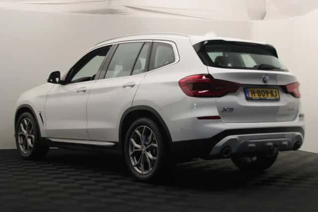 BMW X3 (2018) thumbnail 5