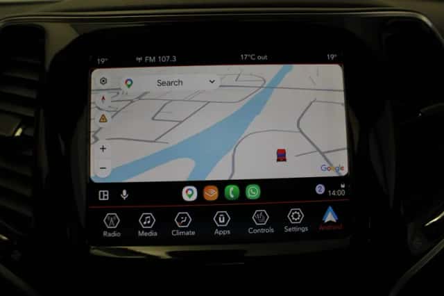 Jeep Cherokee (2019) thumbnail 4