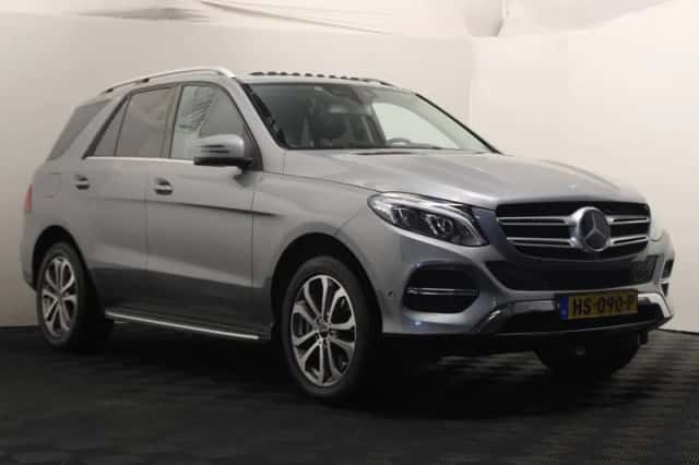 Mercedes-Benz GLE (2015) thumbnail 5