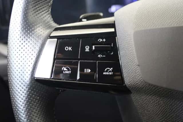 Opel Astra (2023) thumbnail 6
