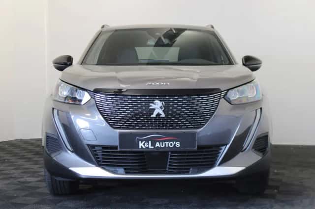 Peugeot 2008 (2023) thumbnail 3