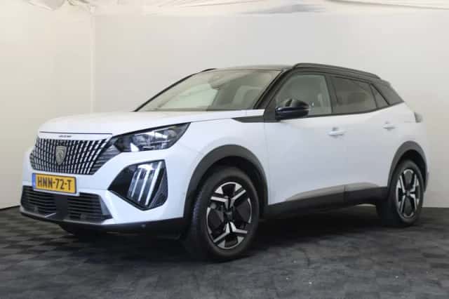 Peugeot 2008 (2024) thumbnail 1