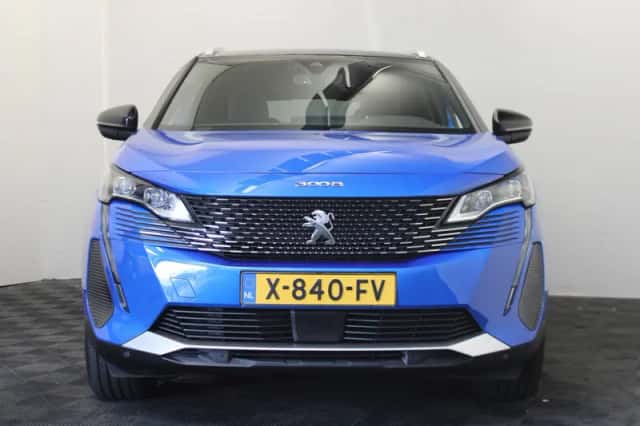 Peugeot 3008 (2021) thumbnail 3