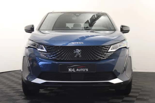 Peugeot 5008 (2022) thumbnail 3