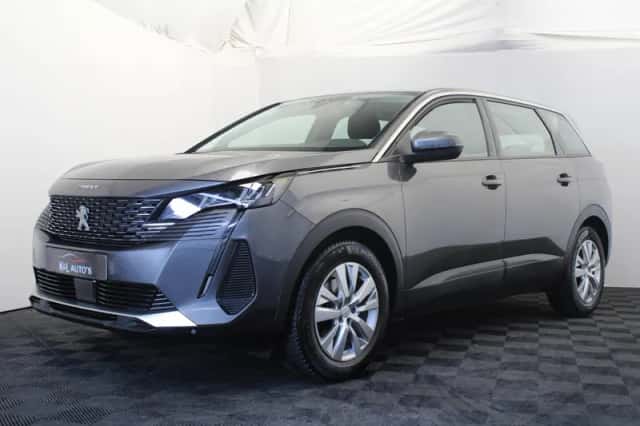 Peugeot 5008 (2021) thumbnail 1