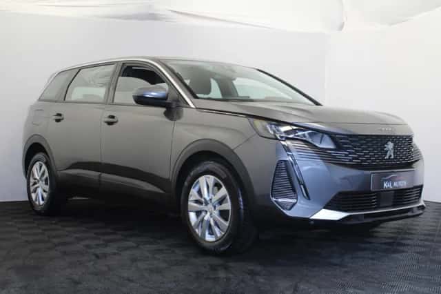 Peugeot 5008 (2021) thumbnail 3