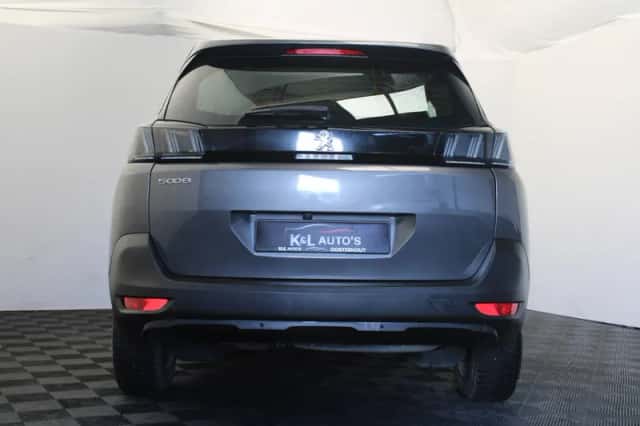 Peugeot 5008 (2021) thumbnail 5