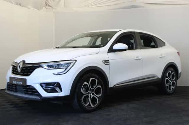 Renault Arkana (2022) thumbnail 1