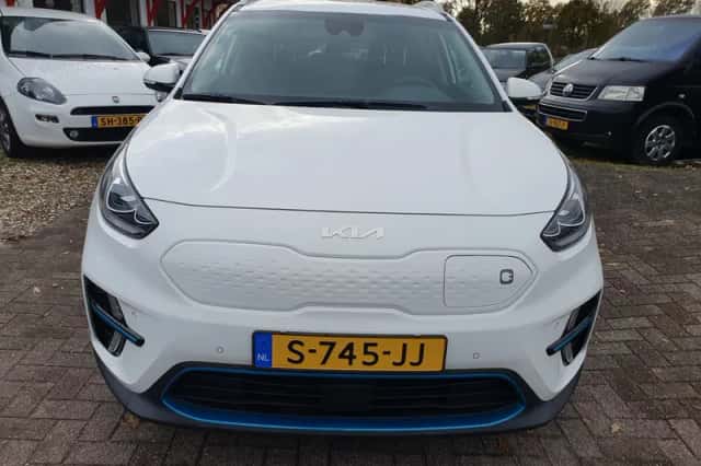Kia Niro EV (2022) thumbnail 6