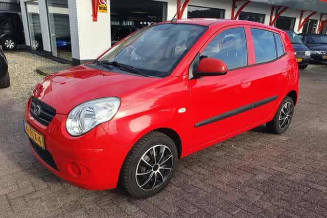 Kia Picanto (2011) thumbnail 1