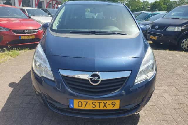 Opel Meriva (2011) thumbnail 6