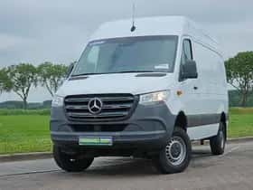 Mercedes-Benz Sprinter (2020) thumbnail 1