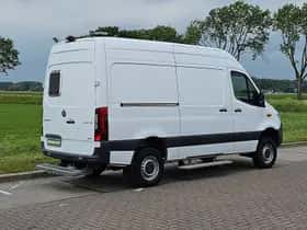 Mercedes-Benz Sprinter (2020) thumbnail 3
