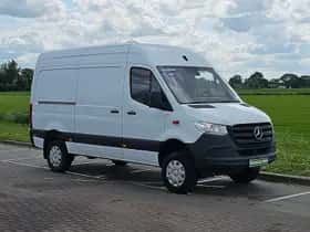Mercedes-Benz Sprinter (2022) thumbnail 4