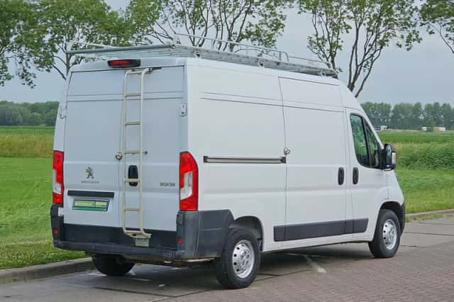 Peugeot Boxer (2021) thumbnail 3