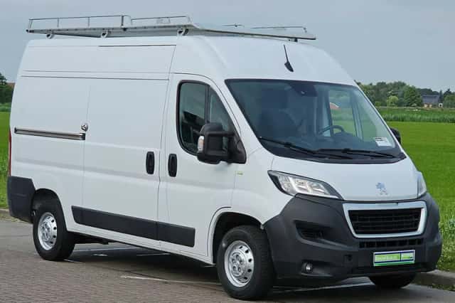 Peugeot Boxer (2021) thumbnail 4