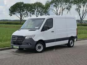 Mercedes-Benz Sprinter (2019) thumbnail 2