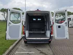 Mercedes-Benz Sprinter (2019) thumbnail 15