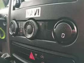 Mercedes-Benz Sprinter thumbnail 9