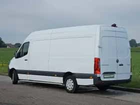 Mercedes-Benz Sprinter (2023) thumbnail 5