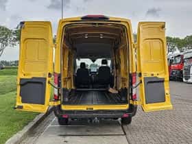 Ford E-Transit (2025) thumbnail 12